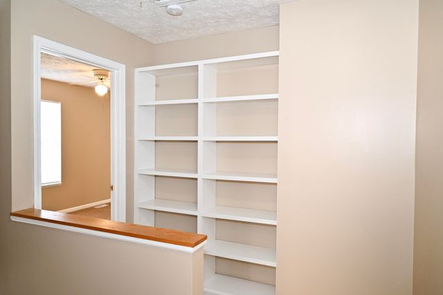 788 Orlean Circle, Lexington, KY 40517