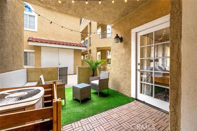 16912 Sims Lane 103, Huntington Beach, CA 92649