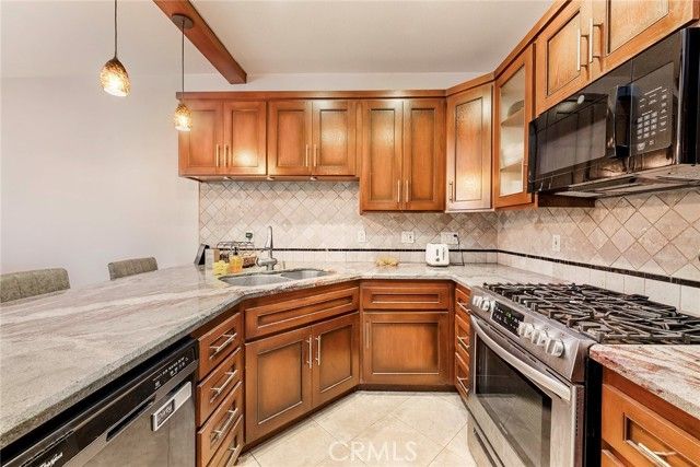 16912 Sims Lane 103, Huntington Beach, CA 92649