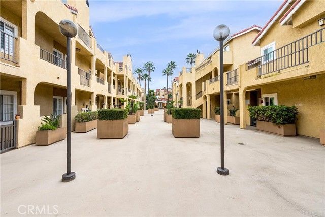 16912 Sims Lane 103, Huntington Beach, CA 92649