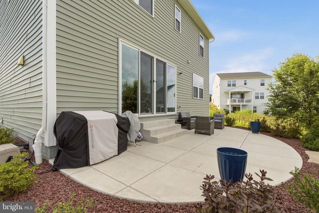 1452 FALCON LN, Chambersburg, PA 17202