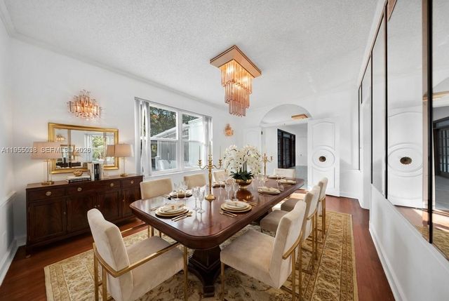 520 Morningside Dr, Miami Springs, FL 33166