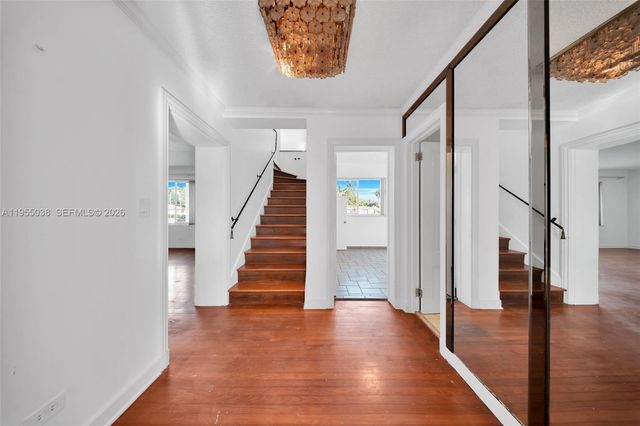 520 Morningside Dr, Miami Springs, FL 33166