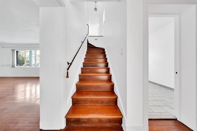 520 Morningside Dr, Miami Springs, FL 33166