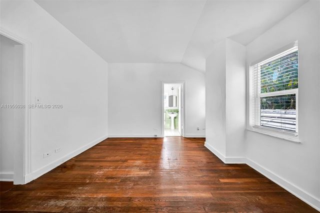 520 Morningside Dr, Miami Springs, FL 33166