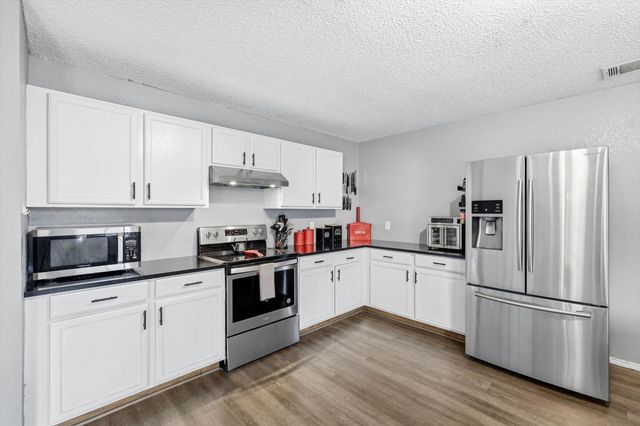 10824 Irish Glen Trail, Fort Worth, TX 76052