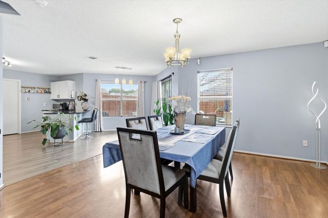 10824 Irish Glen Trail, Fort Worth, TX 76052