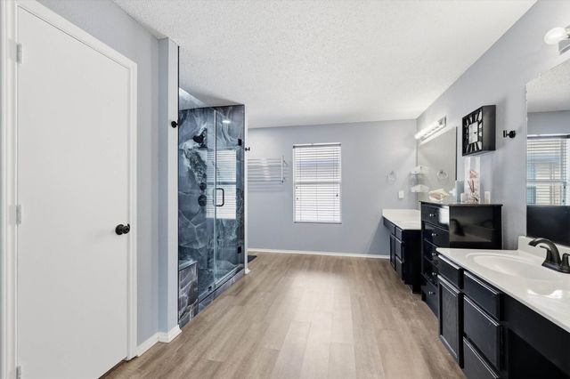 10824 Irish Glen Trail, Fort Worth, TX 76052