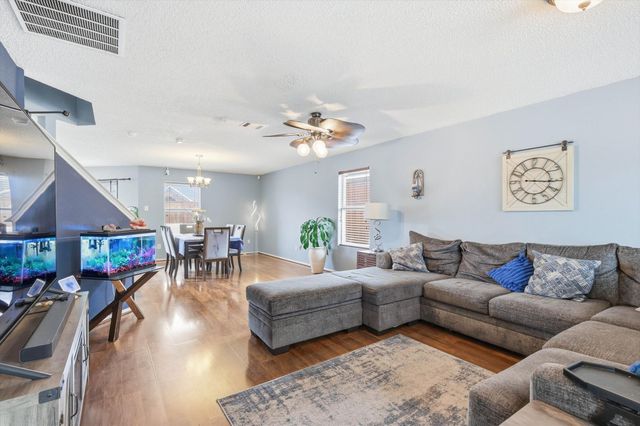 10824 Irish Glen Trail, Fort Worth, TX 76052