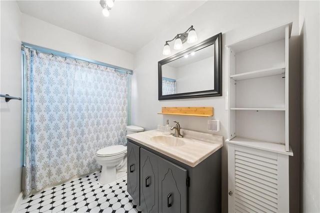 428 Crestview Dr, Plum Boro, PA 15239