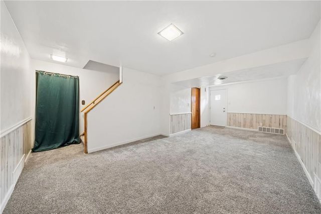 428 Crestview Dr, Plum Boro, PA 15239