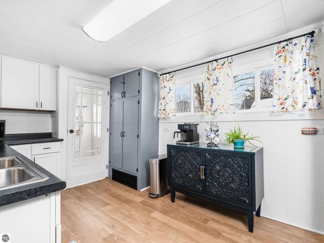 136 E Fifteenth Street, Traverse City, MI 49684