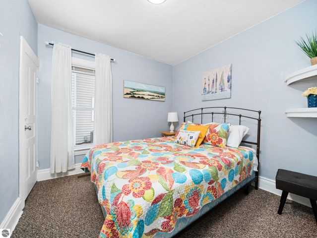 136 E Fifteenth Street, Traverse City, MI 49684