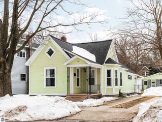 136 E Fifteenth Street, Traverse City, MI 49684