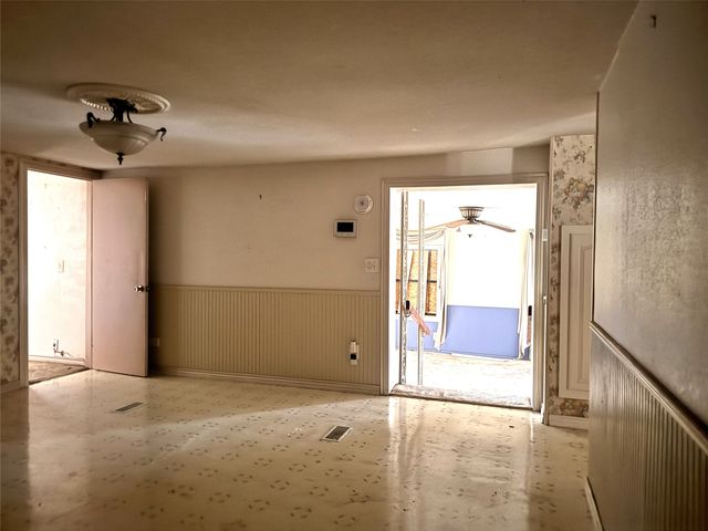 508 Lilac Drive, Granbury, TX 76049