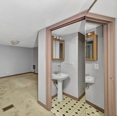 508 Lilac Drive, Granbury, TX 76049