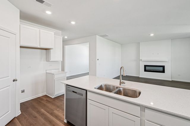 1244 Wild Tulip Court, Bartlett, IL 60103