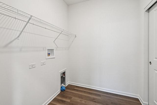 1244 Wild Tulip Court, Bartlett, IL 60103