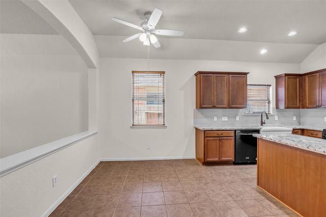 6658 Hawkins Hill Lane, Dickinson, TX 77539