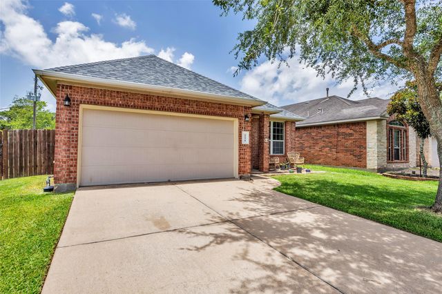 6658 Hawkins Hill Lane, Dickinson, TX 77539