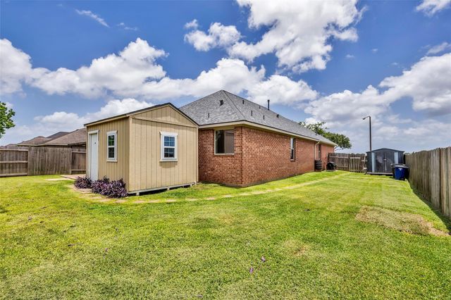6658 Hawkins Hill Lane, Dickinson, TX 77539