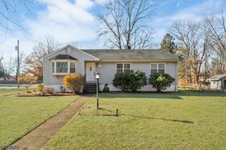 60 White Oak Rd, Parsippany-troy Hills Twp., NJ 07054