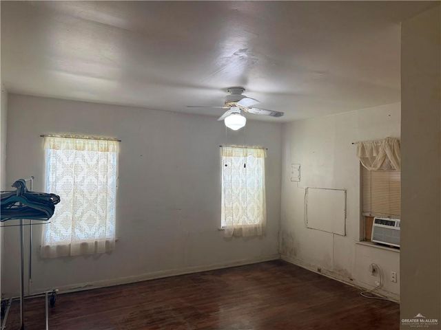 1520 E 7th Street, Weslaco, TX 78596