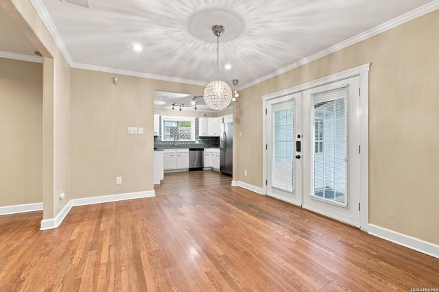 167 E EDGEWOOD PL, San Antonio, TX 78209