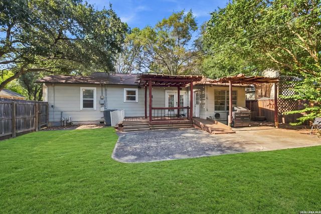 167 E EDGEWOOD PL, San Antonio, TX 78209