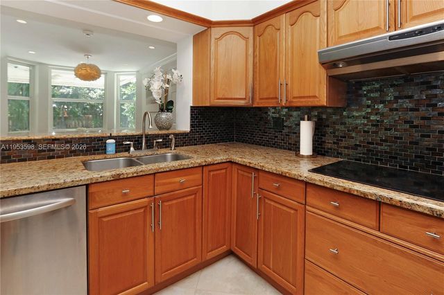 1242 Buchanan St, Hollywood, FL 33019