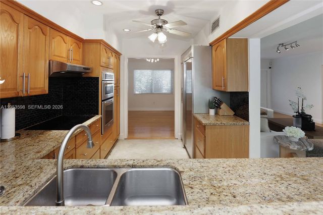 1242 Buchanan St, Hollywood, FL 33019