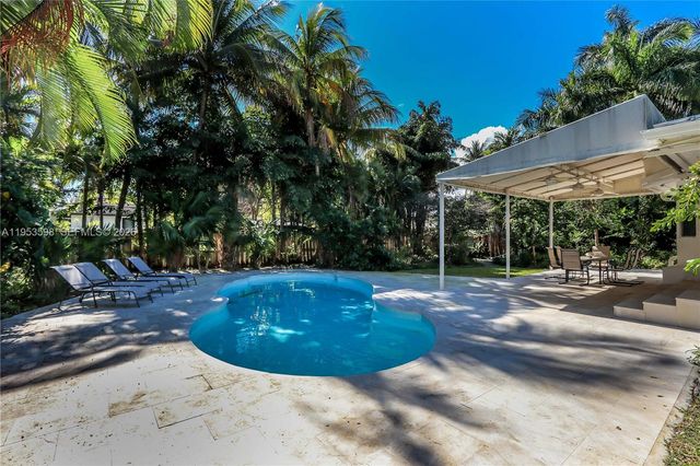 1242 Buchanan St, Hollywood, FL 33019