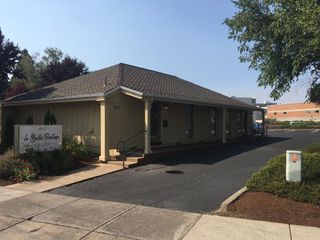 853 Spring Street, Medford, OR 97504