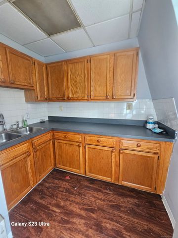 181 Monmouth Avenue, Waterbury, CT 06704
