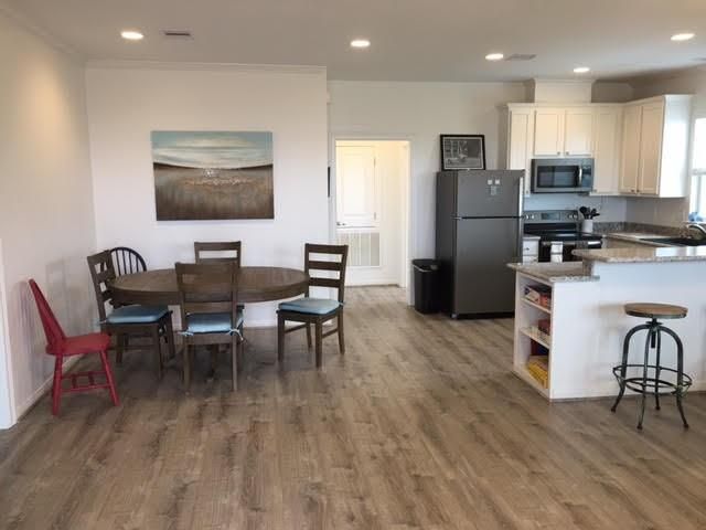 3921 11 Mile Road, Galveston, TX 77554