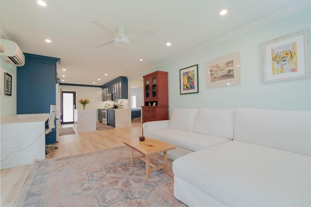 301 S Swinton Avenue, Delray Beach, FL 33444