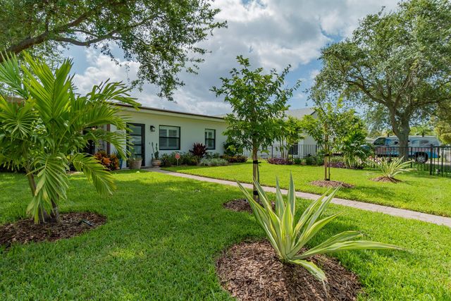 301 S Swinton Avenue, Delray Beach, FL 33444