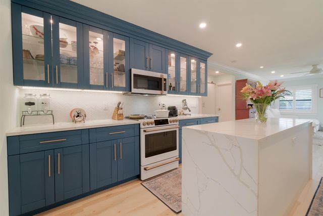 301 S Swinton Avenue, Delray Beach, FL 33444