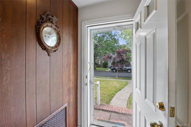 637 Stratford Road, North Baldwin, NY 11510