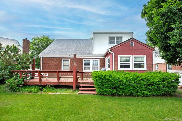 637 Stratford Road, North Baldwin, NY 11510