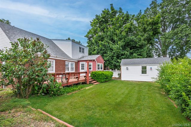 637 Stratford Road, North Baldwin, NY 11510