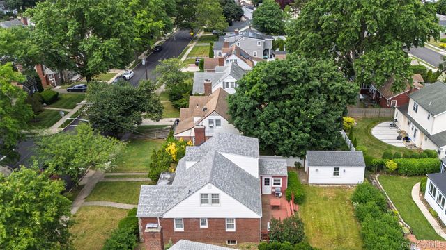 637 Stratford Road, North Baldwin, NY 11510
