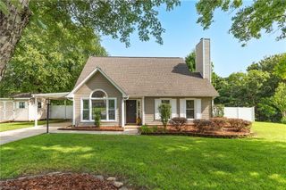 5503 Country Crossing Court, Mcleansville, NC 27301