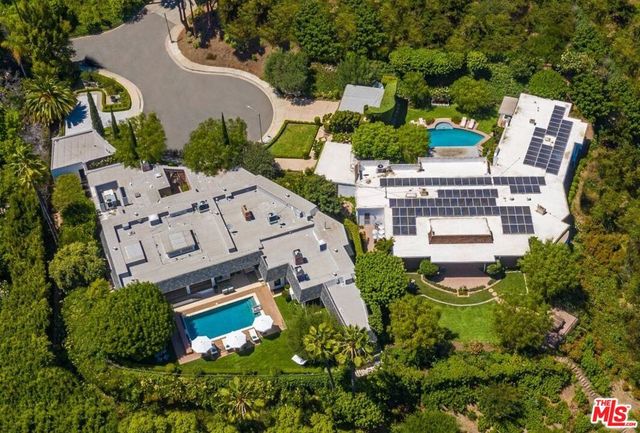 520 Stonewood Drive, Beverly Hills, CA 90210