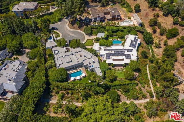 520 Stonewood Drive, Beverly Hills, CA 90210