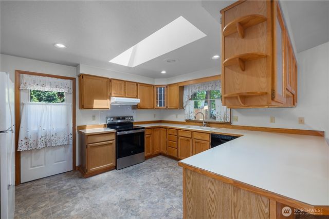 1617 Diamond Loop, Lacey, WA 98503