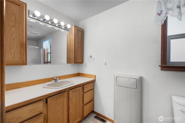 1617 Diamond Loop, Lacey, WA 98503