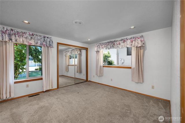 1617 Diamond Loop, Lacey, WA 98503