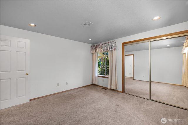 1617 Diamond Loop, Lacey, WA 98503