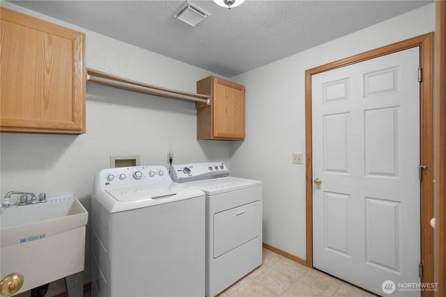 1617 Diamond Loop, Lacey, WA 98503